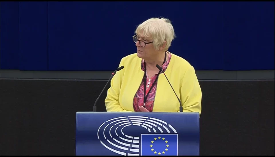 Martina Michels im EP-Plenum in Strasbourg