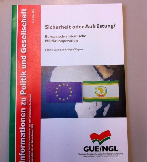 Sicherheit oder Aufrüstung Infoblatt